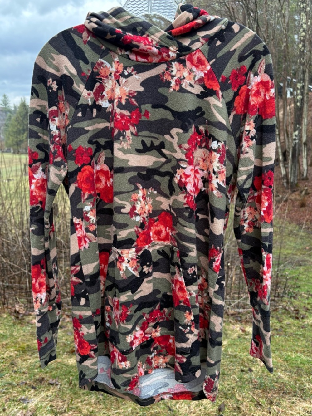 LULAROE camo-flower hooded pullover